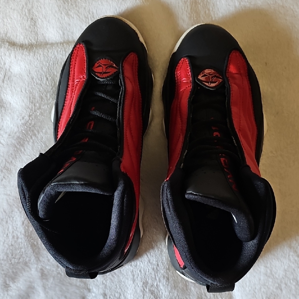Jordan Kids Black and Red Sneakers